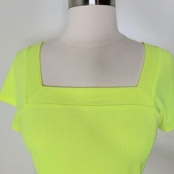Good Luck Gem | NWT Neon Ribbed Top - Picture 2 of 4